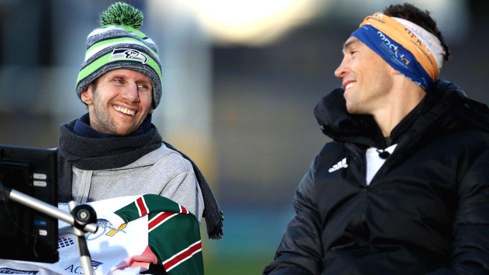 Rob Burrow (L) and Kevin Sinfield (R)