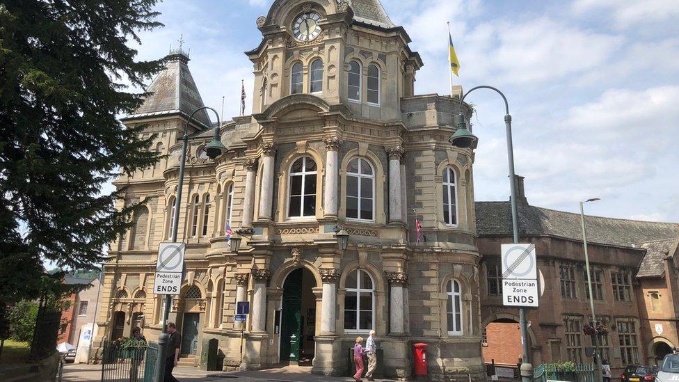 Tiverton town hall