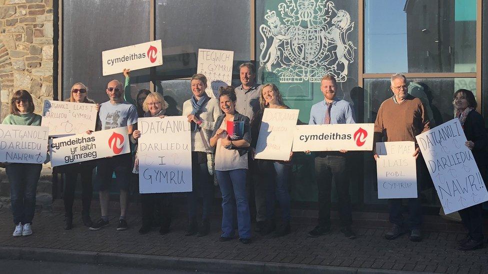 Protesters outside Aberystwyth Magistrates Courts