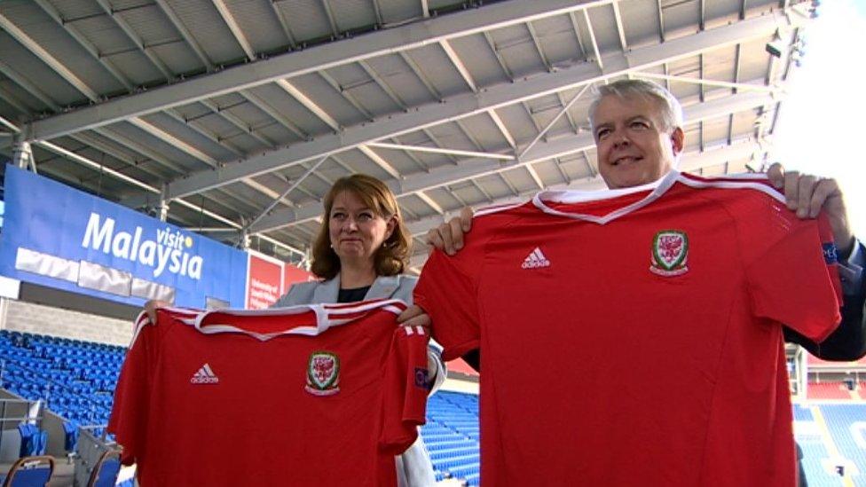 Leanne Wood and Carwyn Jones