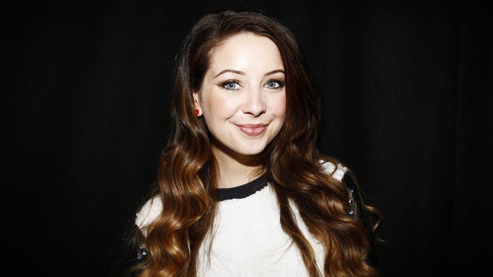 zoella-at-radio-one-teen-awards