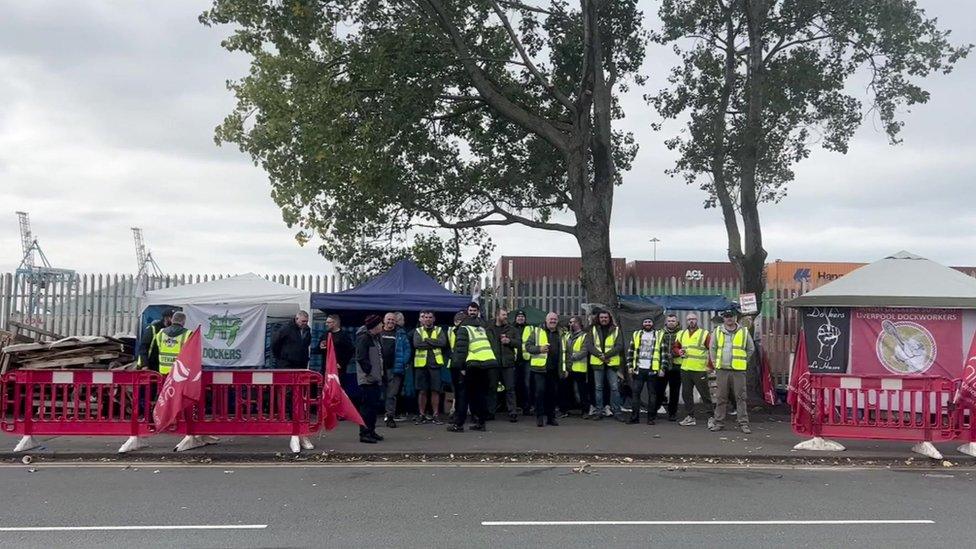 Protesting dock workers