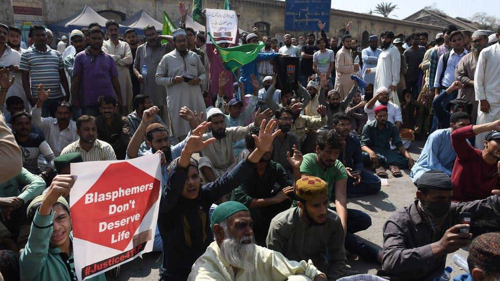 Protesters in Pakistan