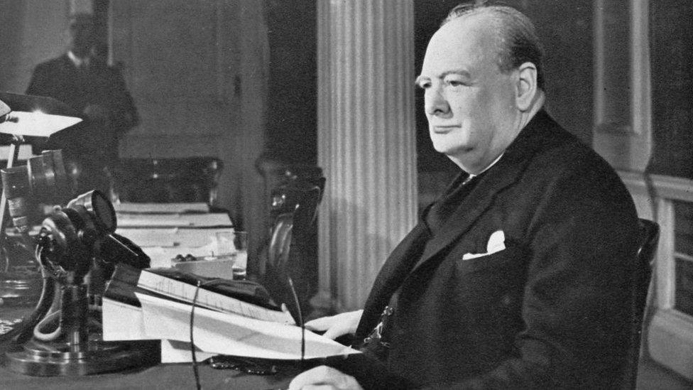 winston-churchill-making-a-broadcast-announcement.