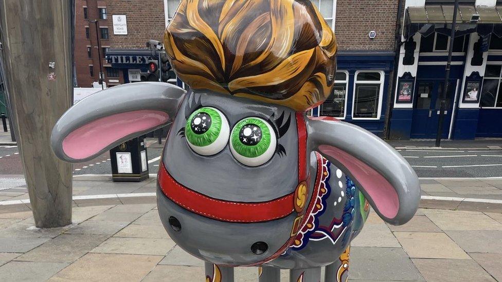 Shaun the Sheep Baah-Neigh sculpture