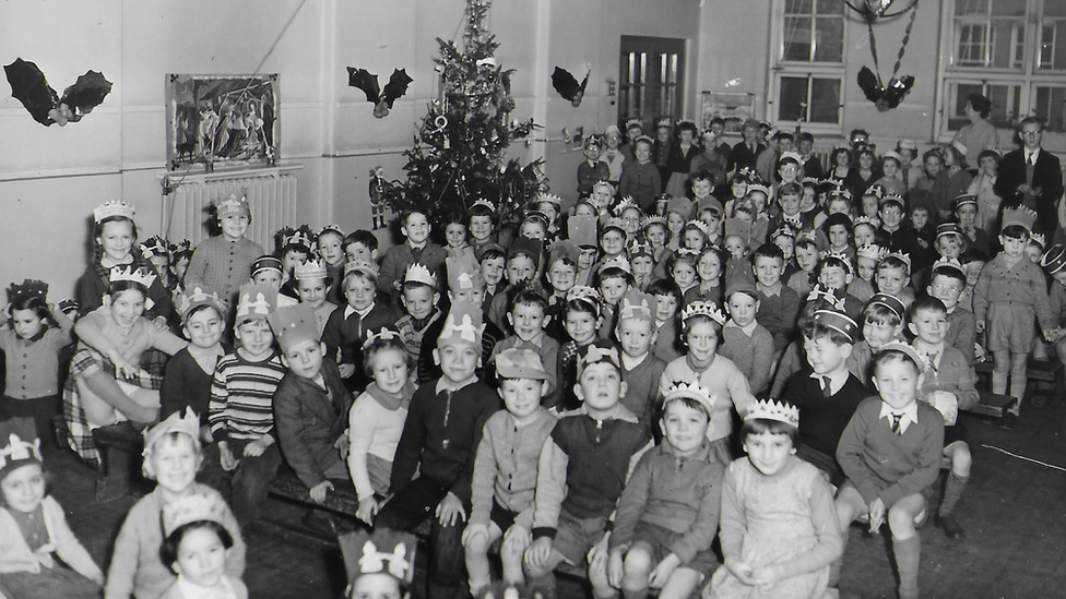 Pupils of Alfred Street School in the Lower Hall at Christmas in the 1950s