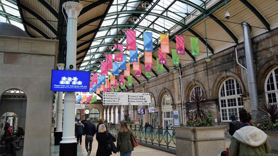 Hull station concourse