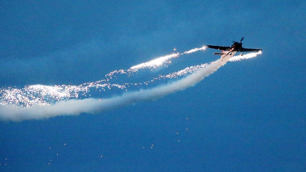 In Pictures: Air Waves Portrush 2017 - BBC News