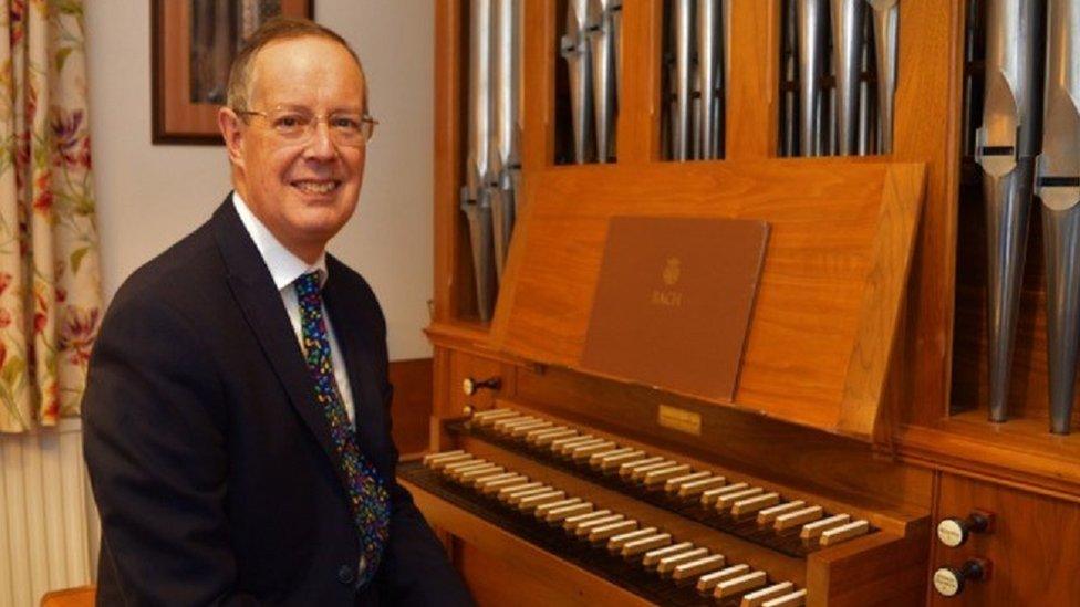 Organist at the organ