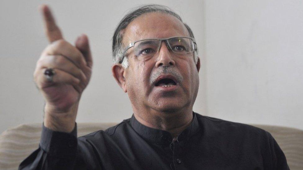 Tariq Hameed Karra, a senior Peoples Democratic Party (PDP) leader and Member of Indian Parliament, addresses a press conference in Srinagar, the summer capital of Indian Kashmir, 15 September 2016.