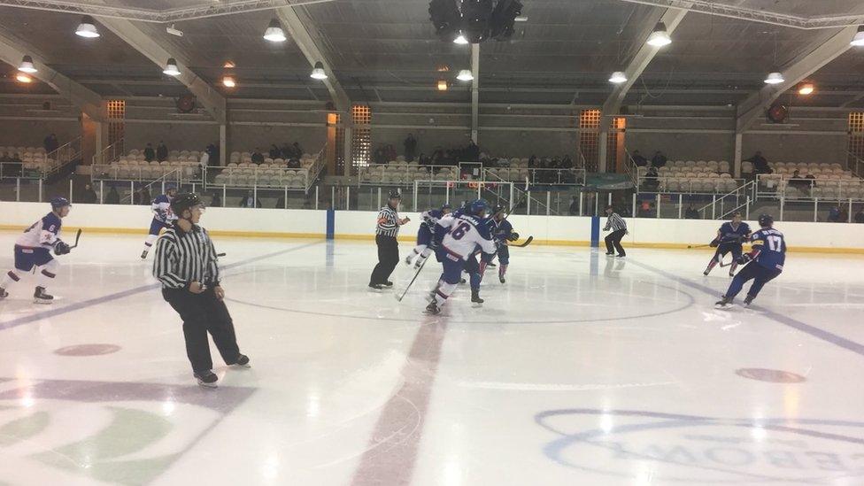 Ice hockey in Dumfries