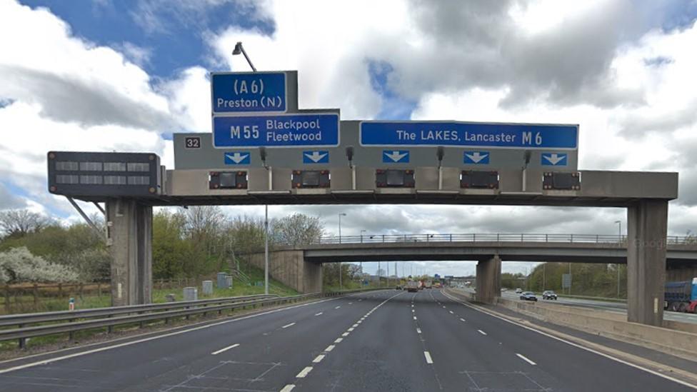 M6 junction 32 sign