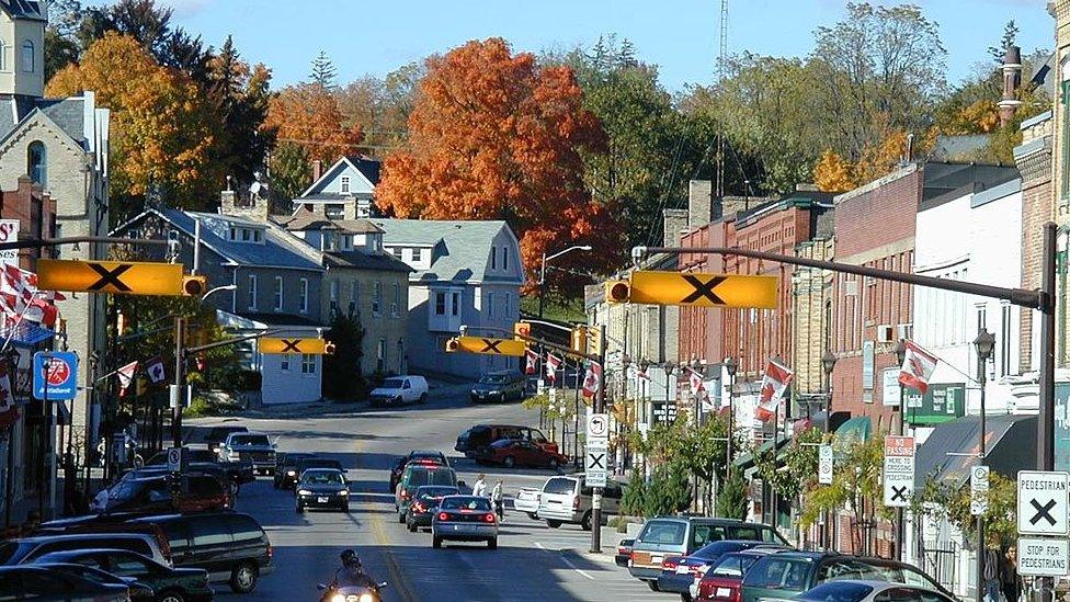 Paris, Ontario street scene