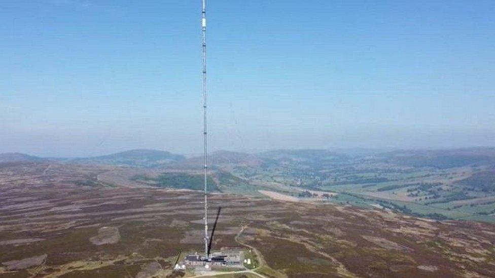 The Bilsdale mast before the fire