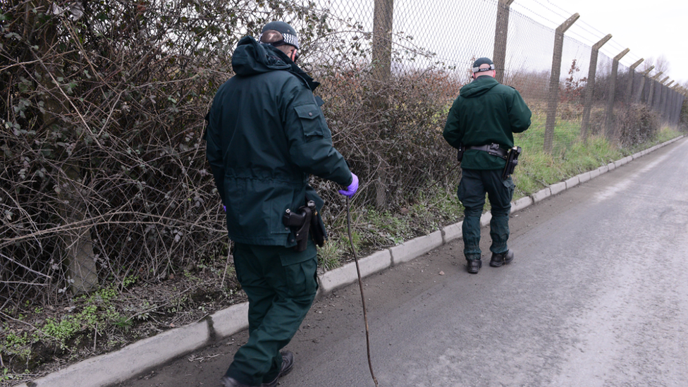 Police searching area in Lurgan