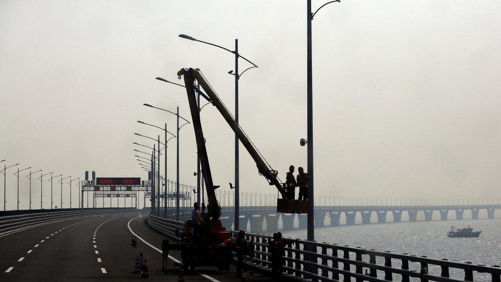 Stretch of the Hong Kong Macau bridge