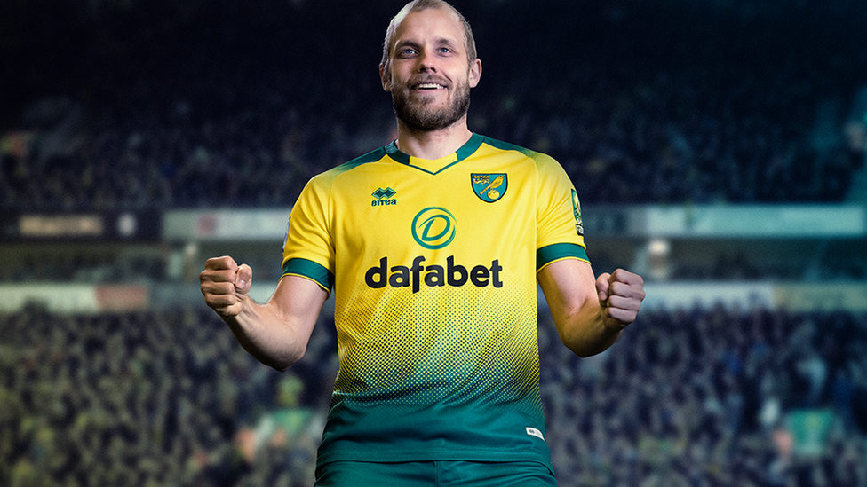 Norwich-City-Football-kit.