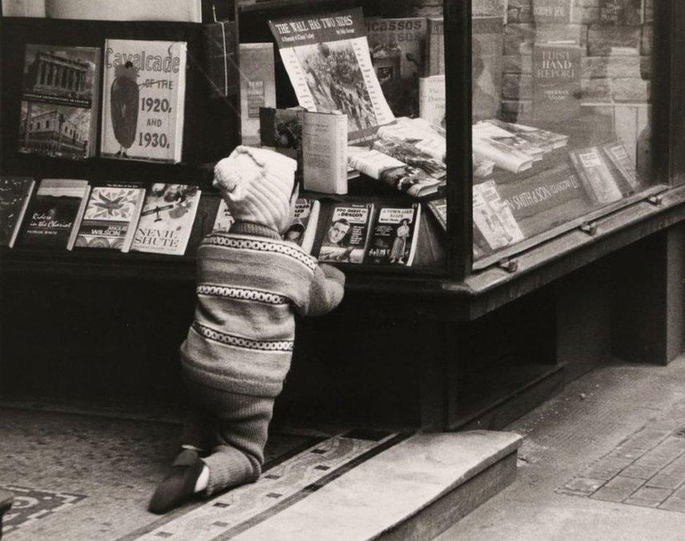 John Smith's Book Shop, St Vincent Street, Glasgow, 1962