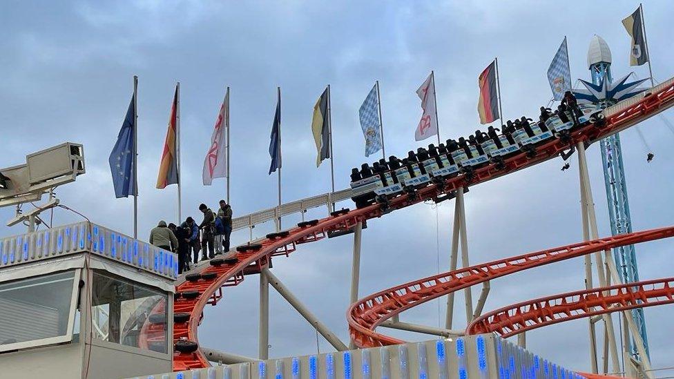 Riders leave Looping Munich