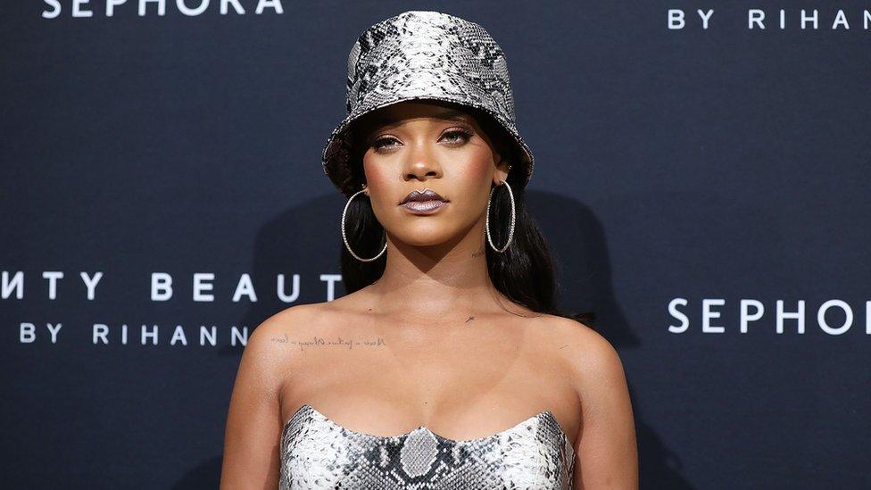 Fenty Beauty How make up helped Rihanna become a billionaire BBC News