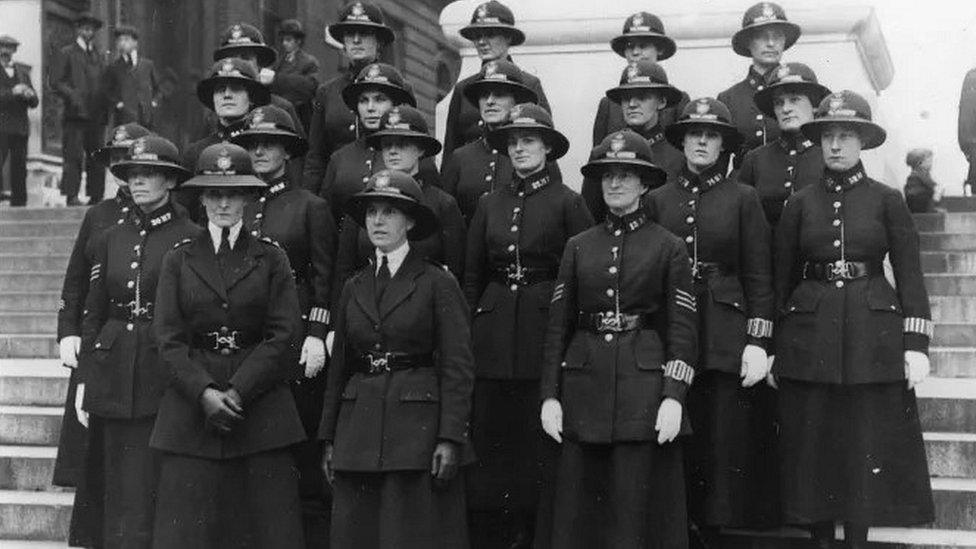 Female police officers in 1919