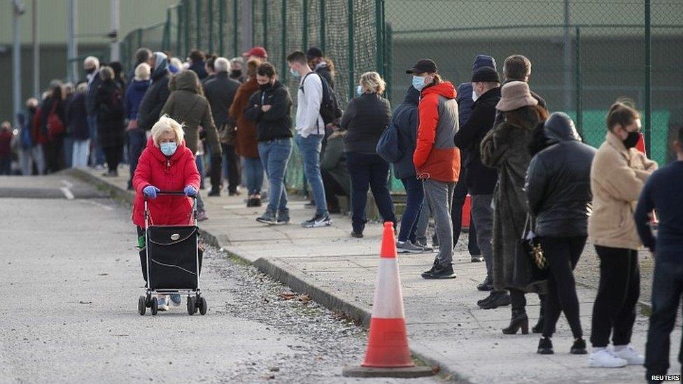 Queues of people waiting to get coronavirus test