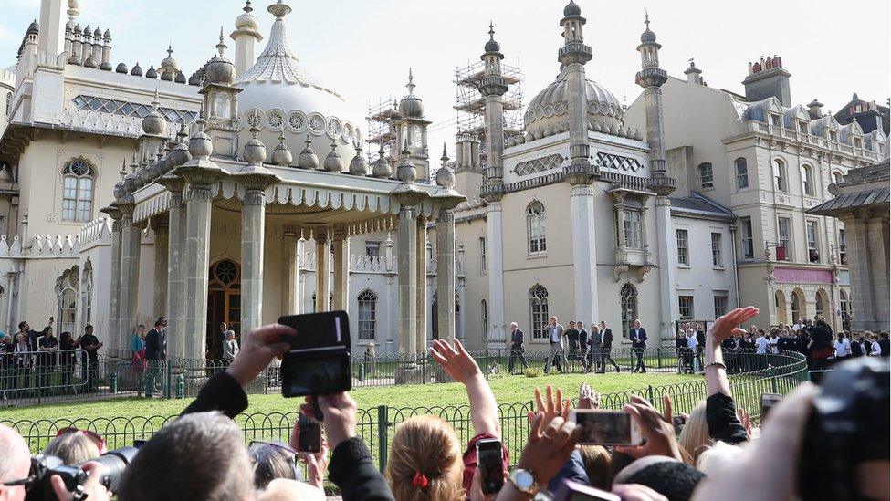 Crowds at the Royal Pavilion