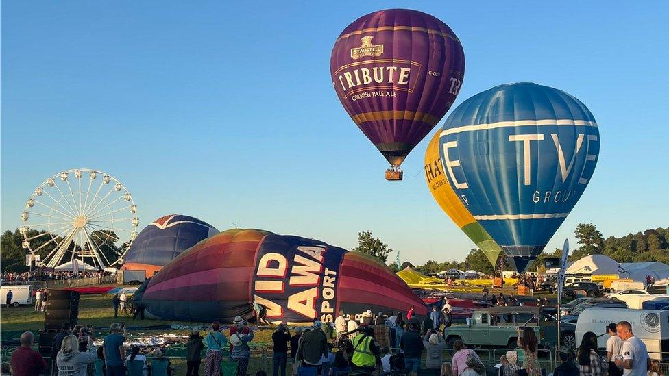 Hot air balloons take to the sky