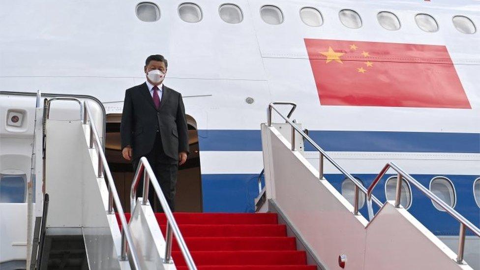 Chinese President Xi Jinping disembarks from the plane upon his arrival in Nur-Sultan, Kazakhstan September 14, 2022.