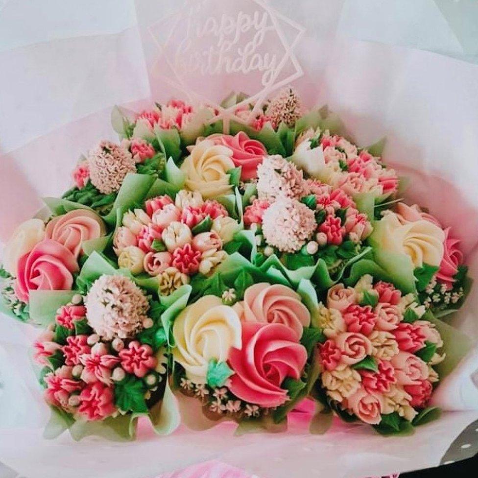 Flower cake