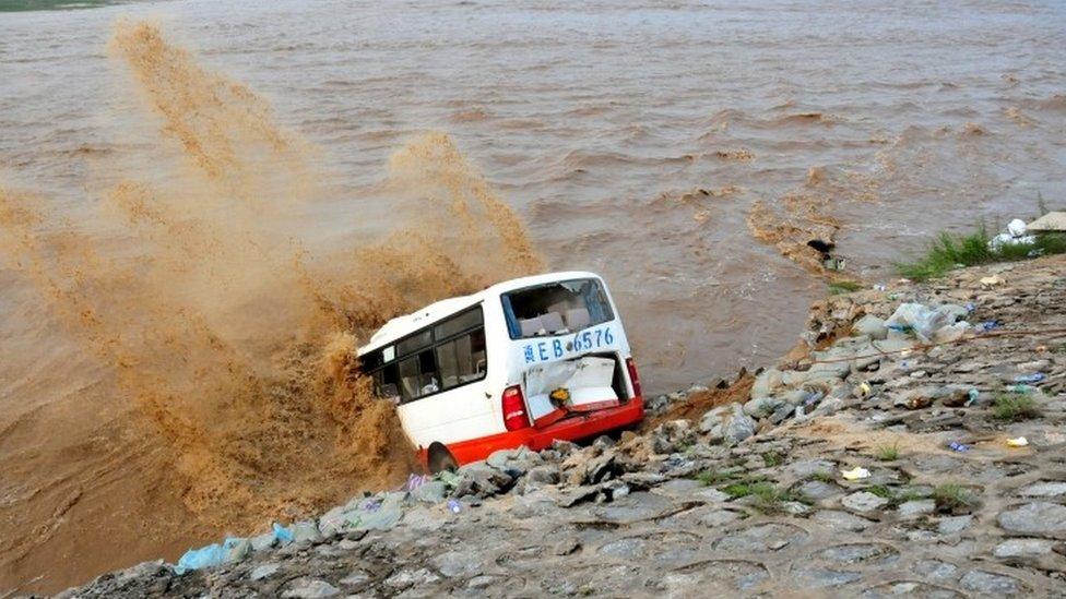 Bus in flooded area in Hebei