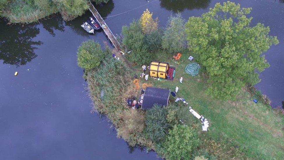 Searches at Stixwould lake