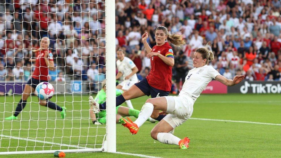 Ellen White scoring against Norway during Euro 2022