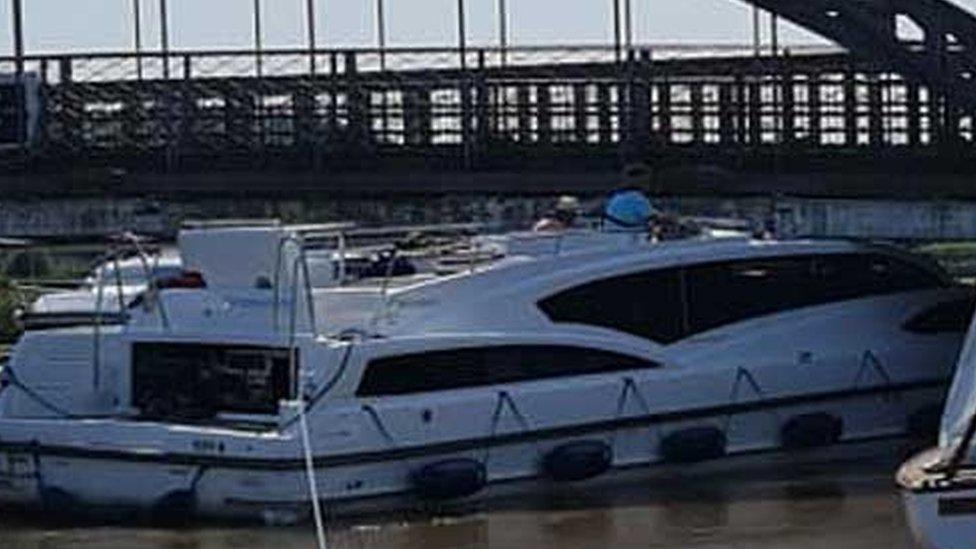 Cruiser wedged under bridge at St Olaves