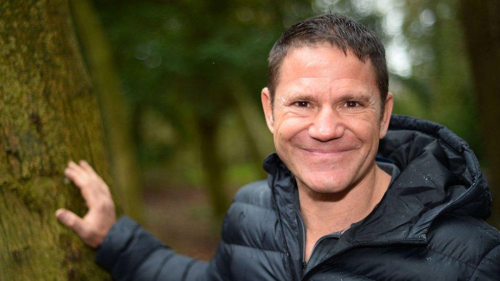 steve-backshall