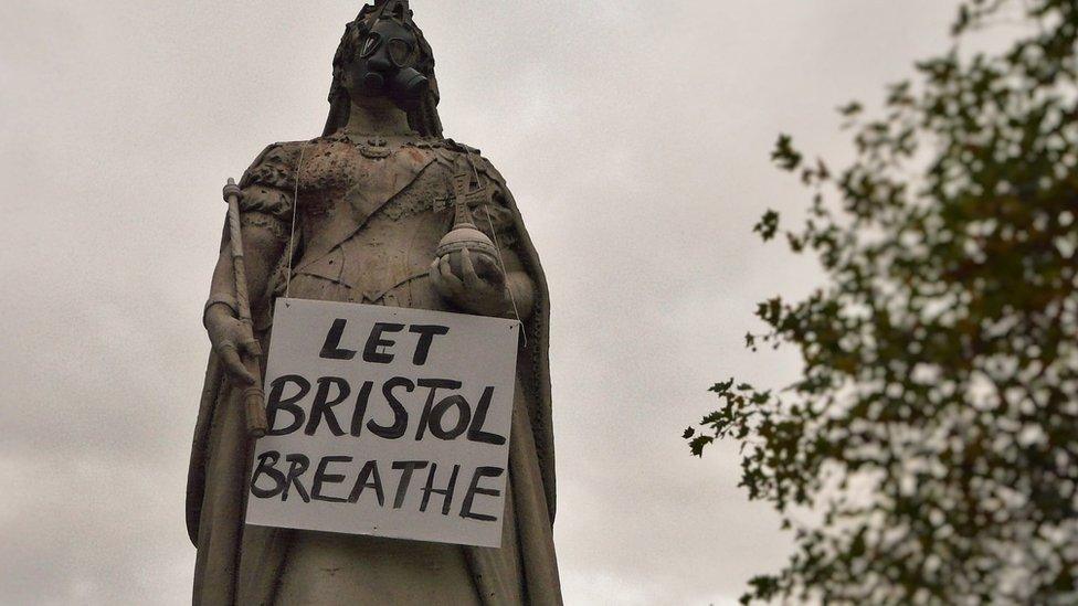 Statue with gas mask