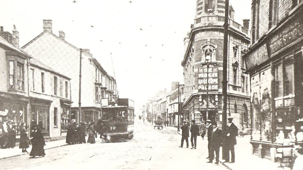 Black and white image of the Palace Theatre