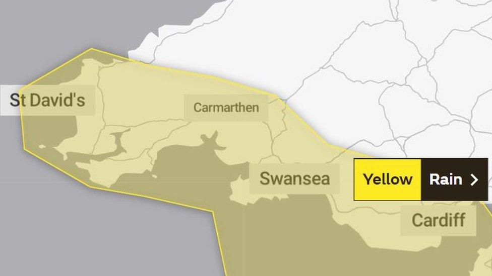 Met Office showing area in Wales covered by yellow weather warning