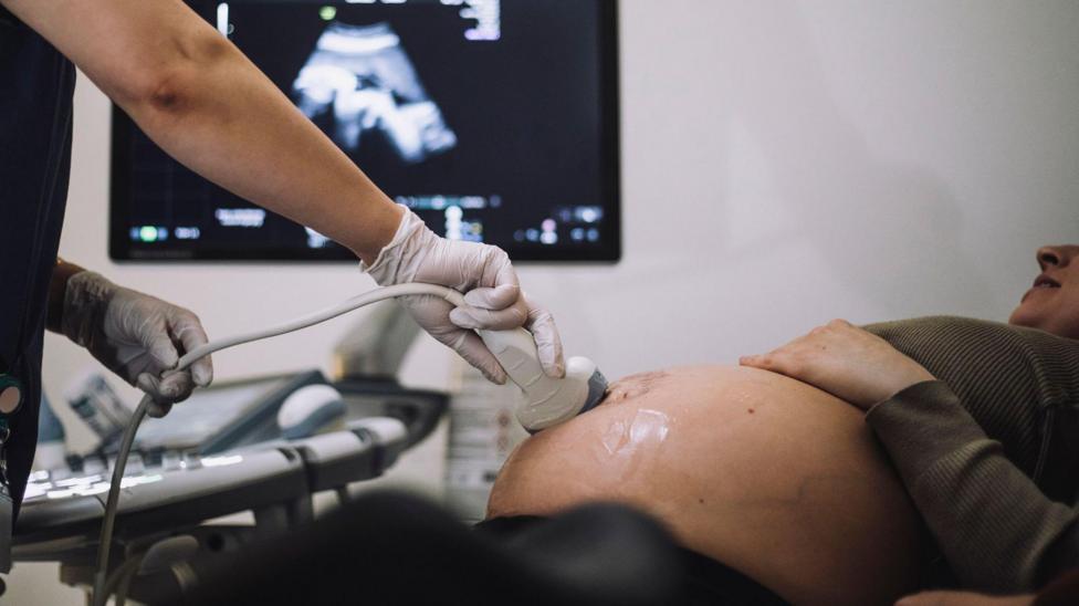 'Normal birth drive' criticism removed from maternity report, expert claims