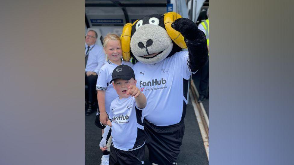 Reuben, his sister Ivy, and Derby's mascot Rammy