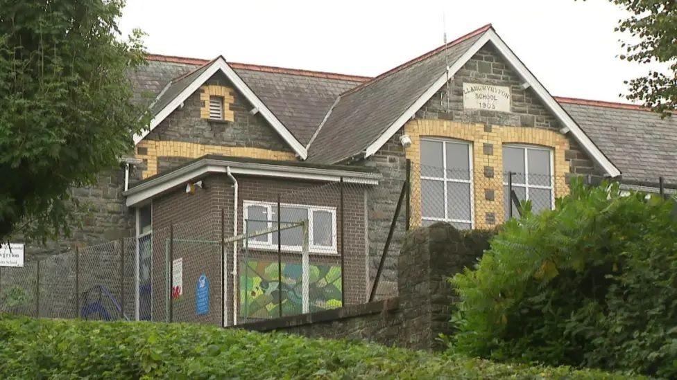 Ysgol Llangwyryfon