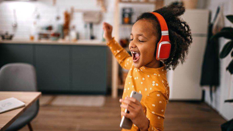 girl-listening-to-music.