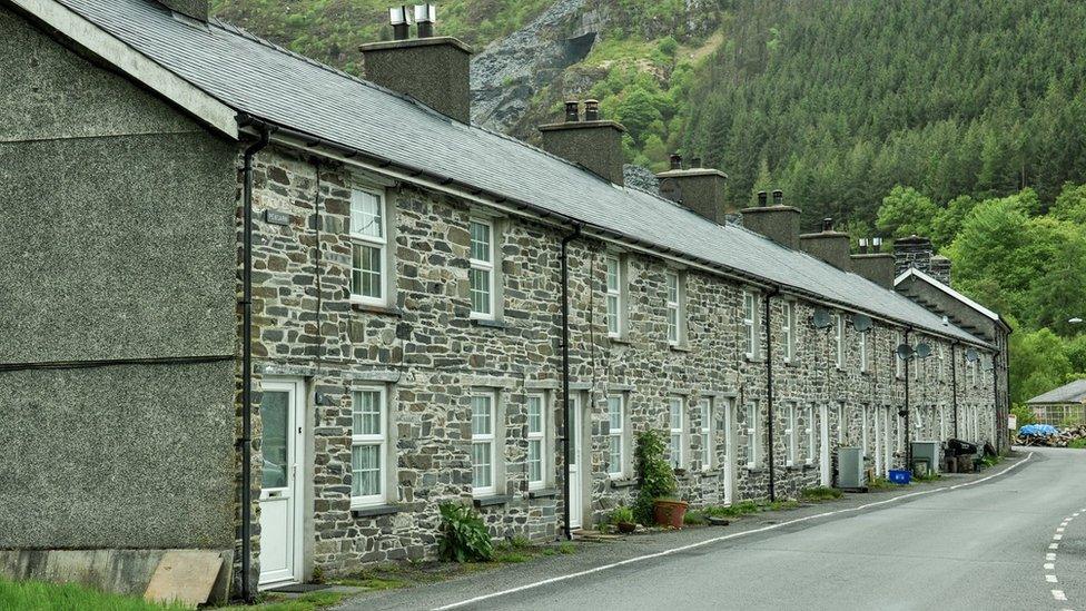 Terraced homes for sale in Aberllefenni