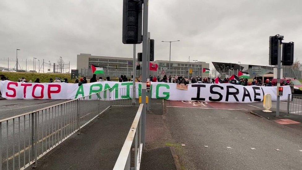 Workers for the Freedom of Palestine protesters outside Samlesbury aerodrome