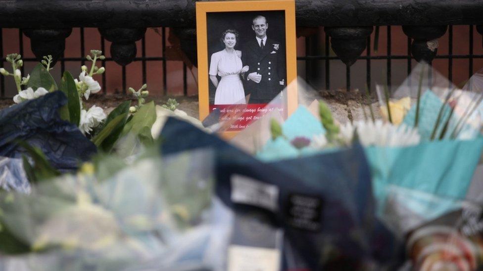 Floral tributes outside Buckingham Palace