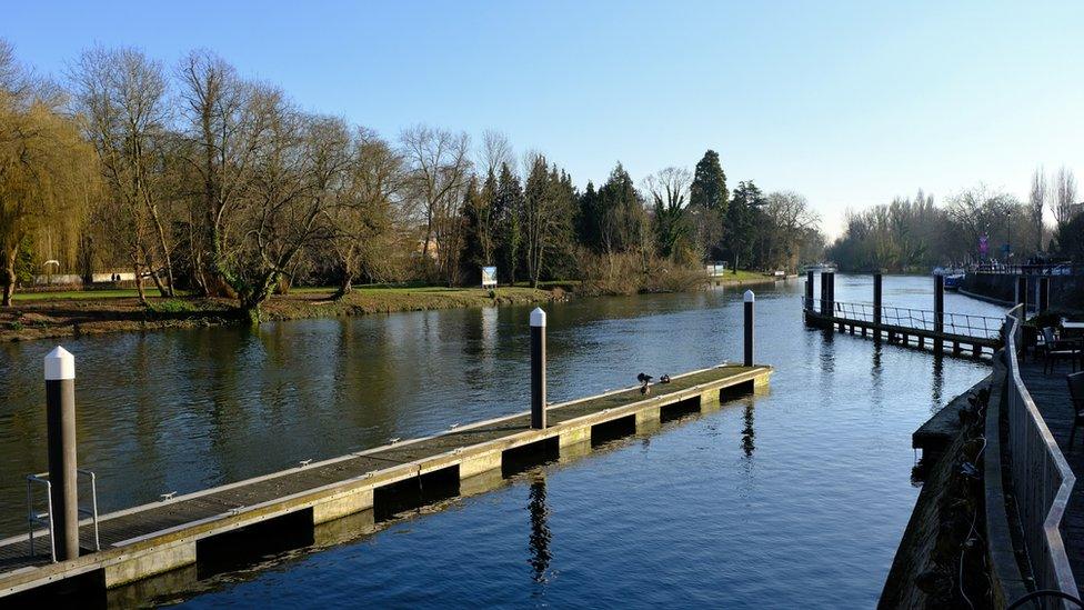 Boulters Lock