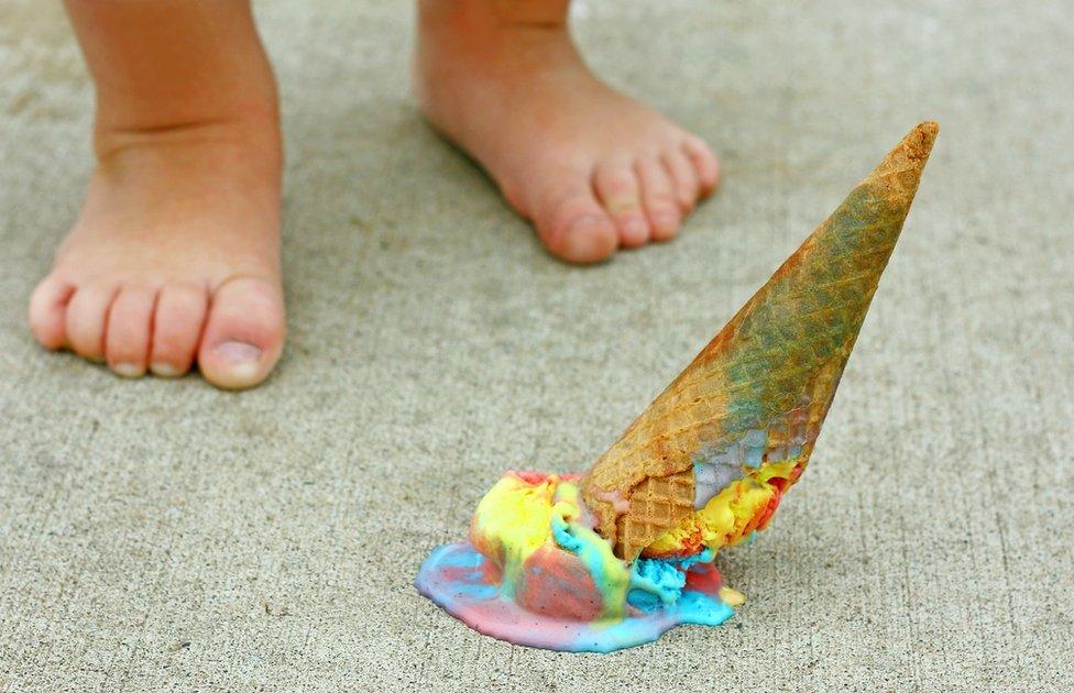 Child drops ice cream