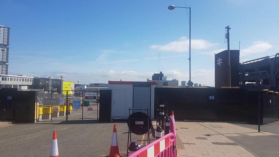 The view of Wolverhampton Station from Railway Drive