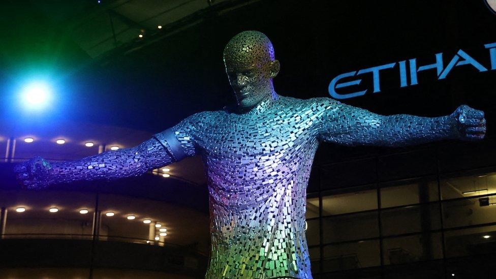 Statue of Vincent Kompany