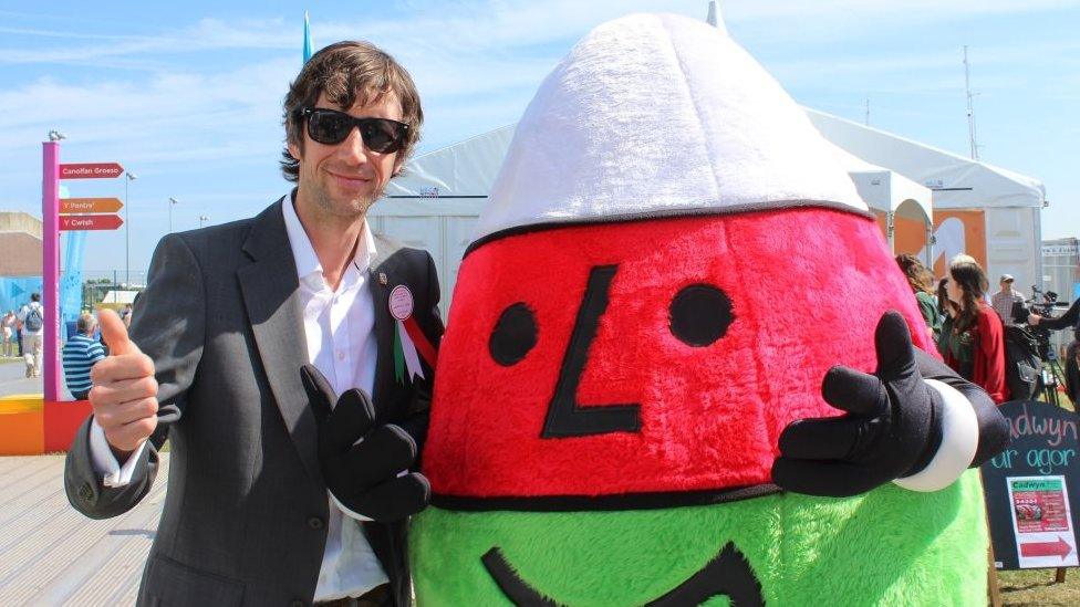 mr urdd